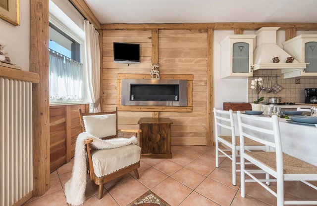 Apartment "Casa Ferrazza Natalie" with Mountain View, Wi-Fi & Balcony
