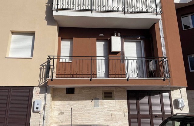 Apartment in quiet residential area overlooking the salt marsh