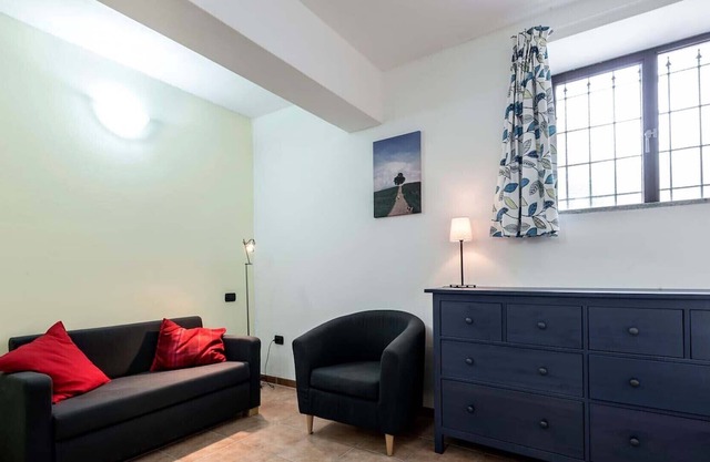 Apartment "la Cantinetta" in Villa I Due Padroni, with pool