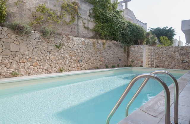 Apartment With Pool And Panoramic Terrace