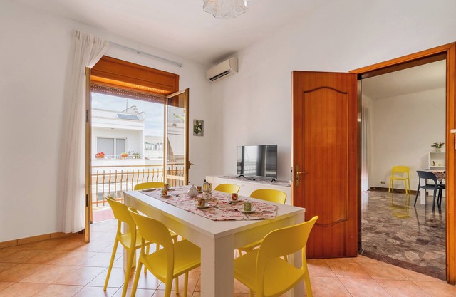 Apartment Casa LILLI 11 posti Near the Sea with Sea View, A/C & Balcony
