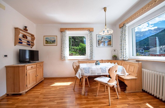 Apartments Vintlana 180A