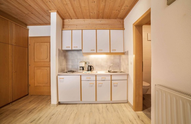 Apartment 'Riederhof Arthur 3' with Mountain View, Pool, Sauna, Wi-Fi & Balcony