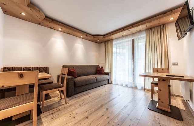 Apartment "Le Table D" with Mountain View, Garden & Wi-Fi