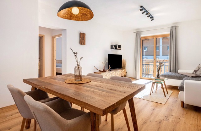 Apartment 'Jan's Am See' with Lake View, Balcony and Wi-Fi