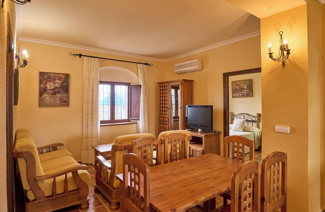 Apartment 'Jazmin' with Balcony, Wi-Fi and Air Conditioning