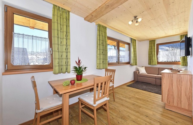 Apartment "Joselehof Enzian" with Mountain View, Wi-Fi & Garden