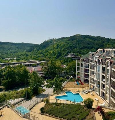 Apartment, Kavarna