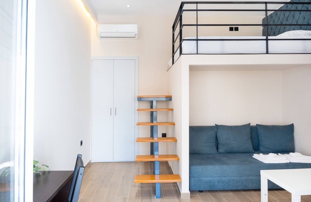 Apartment "Kazi Home 5" with Balcony & Wi-Fi