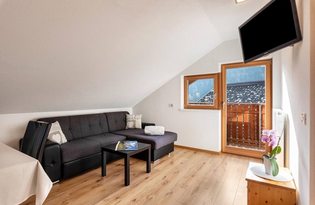 Apartment 'Kehrerhof - Panorama' with Mountain View, Balcony & Wi-Fi