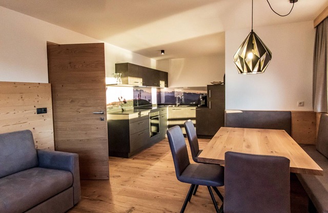 Apartment "Kieserhof Berg" with Mountain View, Private Terrace & Wi-Fi