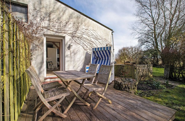 Apartment 'Kleine Heimat' with Private Terrace, Private Garden and Wi-Fi
