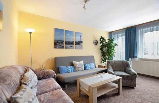 Apartment 'Kohsteert' with Private Terrace, Shared Garden and Wi-Fi