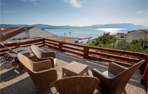 Apartment Komarna Cr