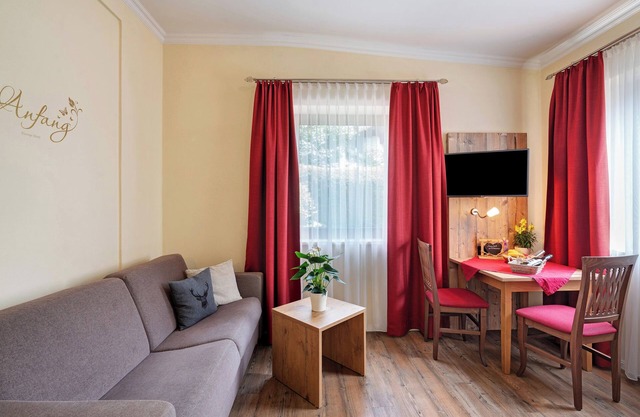 Apartment 'Komfort Römersberger - 1' with Wi-Fi