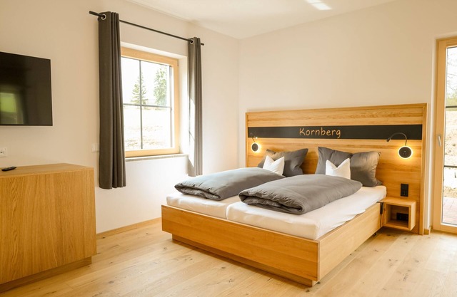 Apartment-Kornberg-Mobility bath-Terrace