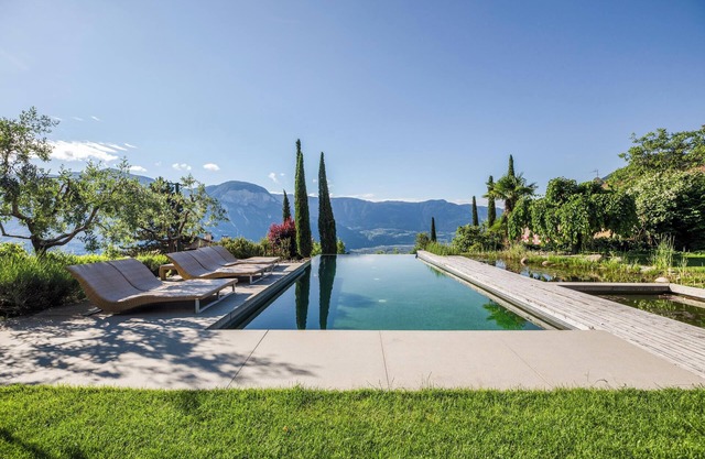 Apartment "Kraidlhof Designapartment Veronika" with Mountain View, Shared Pool and Wi-Fi