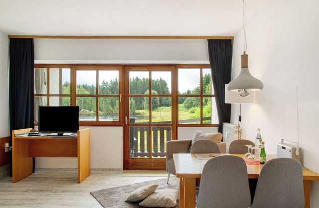 Apartment 'Kreuzbachhof - 7' with Lake View and Balcony