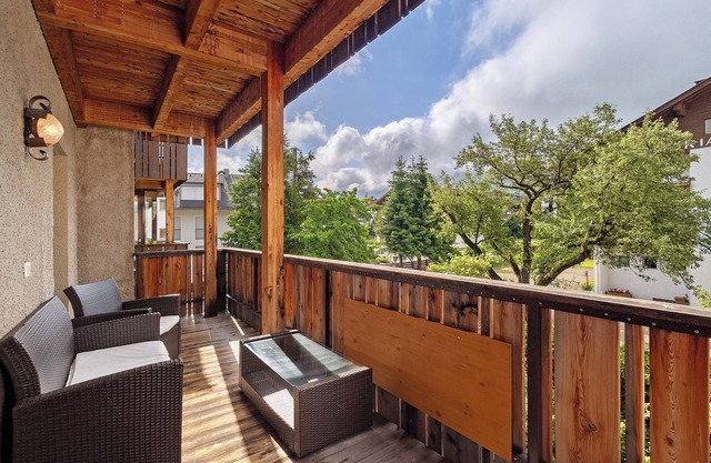 Apartment "Kriendl Nr 2" with Mountain View, Private Terrace & Wi-Fi