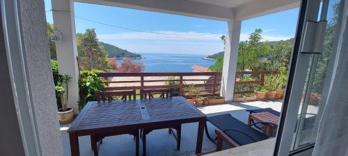 Apartment Kristić - Saplunara, Mljet