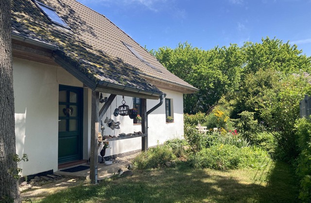 Apartment 'Krueselwind' with Private Terrace, Shared Garden and Wi-Fi