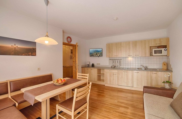 Apartment "Löfflerblick A Möseler" with Mountain View, Wi-Fi & Jacuzzi