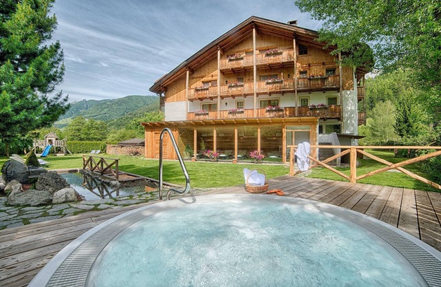 Apartment "Löfflerblick B Plus Turnerkamp" with Mountain View, Wi-Fi, Sauna & Jacuzzi