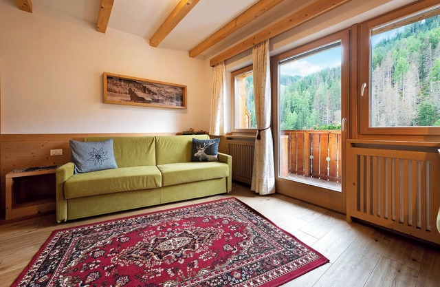 Apartment Lüch da Mirio App Pütia with Mountain View, Garden & Wi-Fi