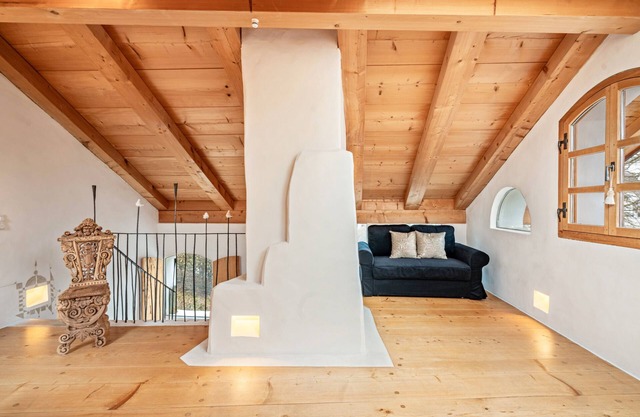 Apartment 'Lederergasse' with Private Terrace and Wi-Fi