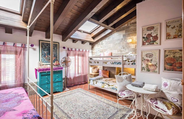 Apartment "Le Case di Erminia Vintage" with Wi-Fi & A/C