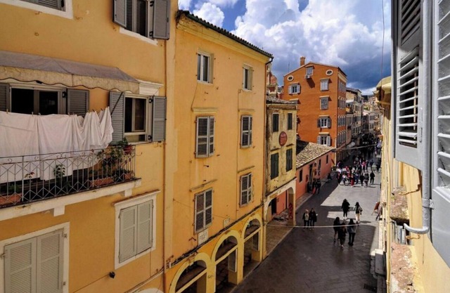 Apartment 'La Casa Del' Maestro' with Wi-Fi and Air Conditioning