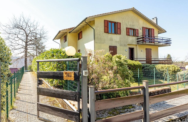 Apartment 'La Casetta Di Samu' with Mountain View, Balcony and Wi-Fi