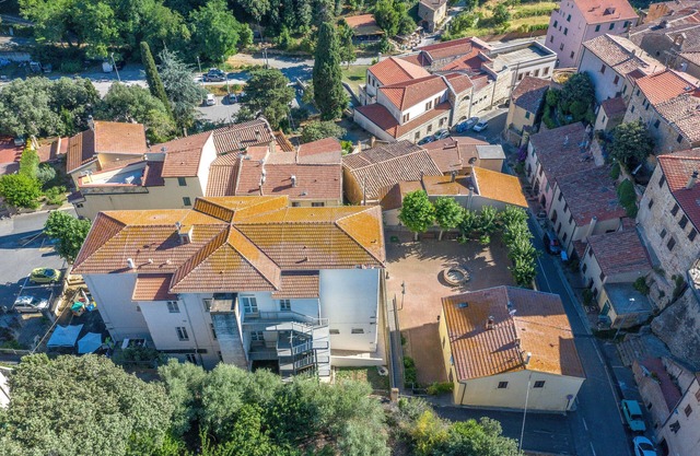 Apartment La Casina di Gigliola with Garden & A/C