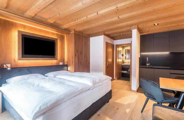 Apartment "La Grambla Saslonch" with Mountain View, Balcony & Wi-Fi