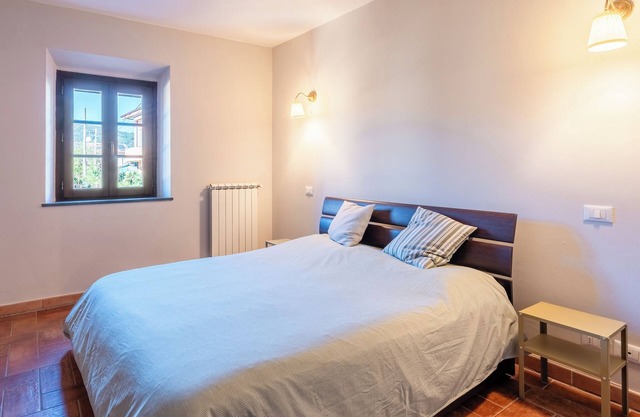 Apartment 'La Faeta House' with Balcony and Air Conditioning