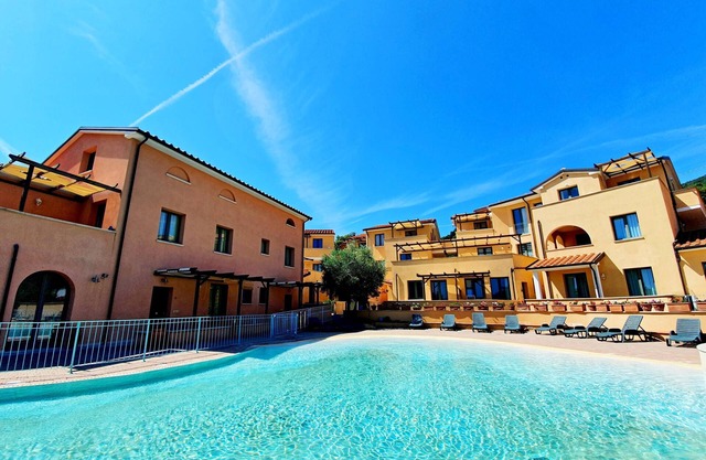 Apartment 'La Pergola al Cavo 9' with Sea View, Shared Pool, Terrace & Wi-Fi