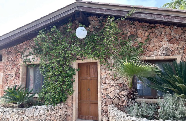 Apartment 'La Pietra Village - Relax' with Shared Terrace, Wi-Fi and Air Conditioning
