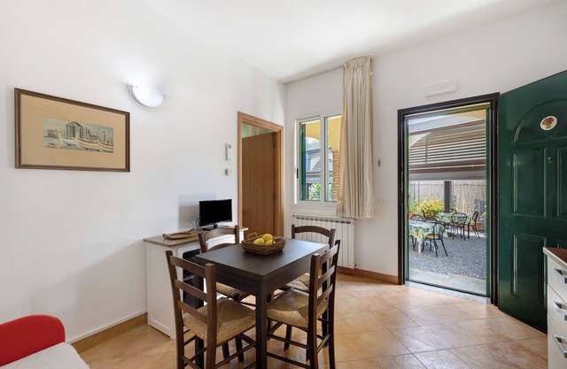 Apartment 'La Realidad 3' with Shared Pool, Wi-Fi and Air Conditioning