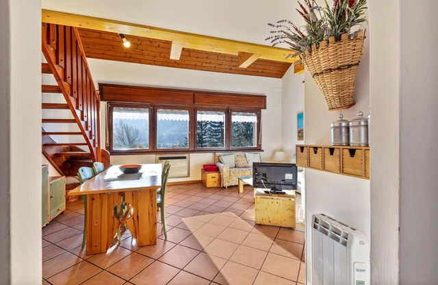 Apartment 'La Rocca 48 Cavalese' with Mountain View and Shared Garden