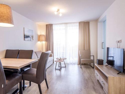 Apartment Lakeside Village 8 by Interhome