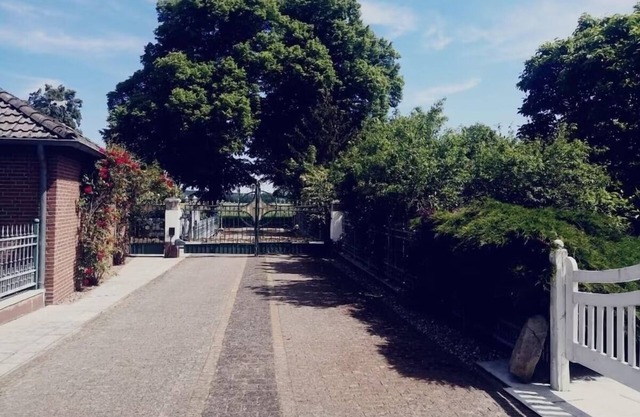 Apartment 'Landhaus Ferien Sommer' with Shared Terrace, Shared Garden and Wi-Fi
