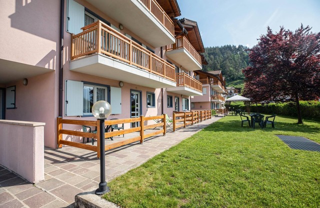Apartment "Le Plejadi Vajolet" with Mountain View, Wi-Fi, Garden & Balcony