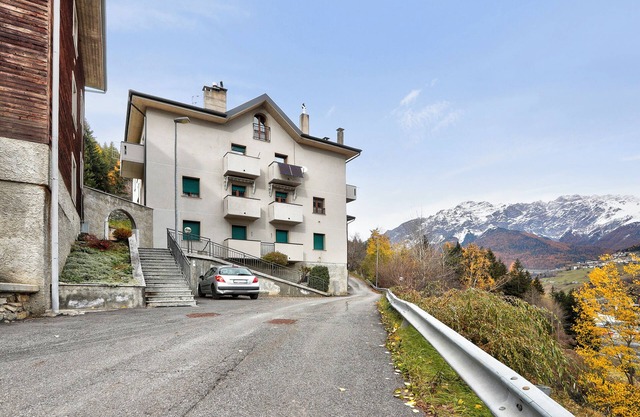 Apartment 'Le Sorgenti' with Mountain View, Shared Garden and Balcony