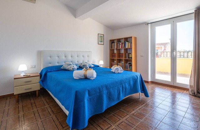 Apartment 'Le Terrazze' with Private Terrace, Wi-Fi and Air Conditioning