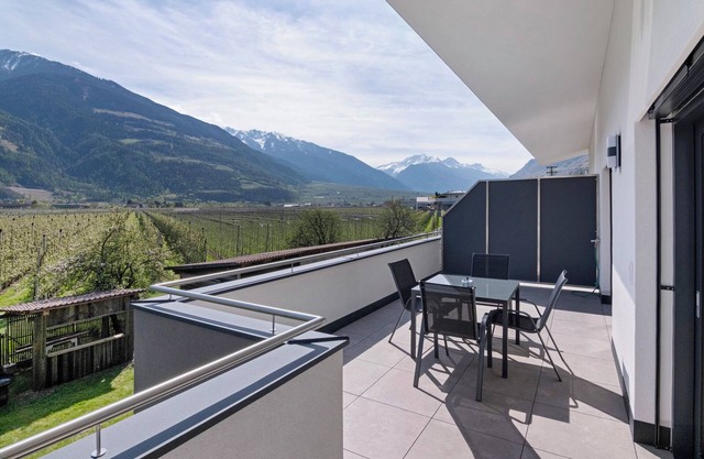 Apartment 'Lea' with Mountain View, Wi-Fi and Air Conditioning