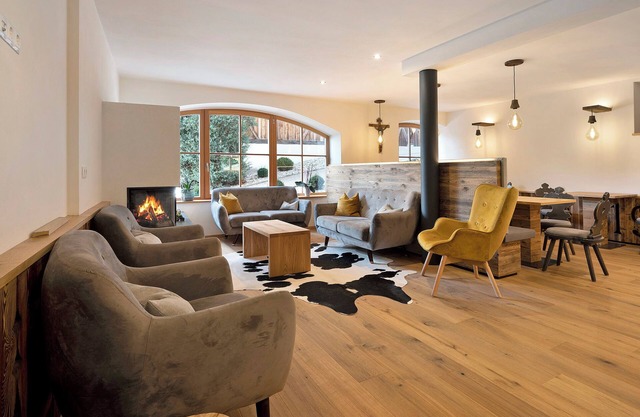 Apartment "Leierhof Wicky" with Mountain View, Wi-Fi, Balcony & Garden