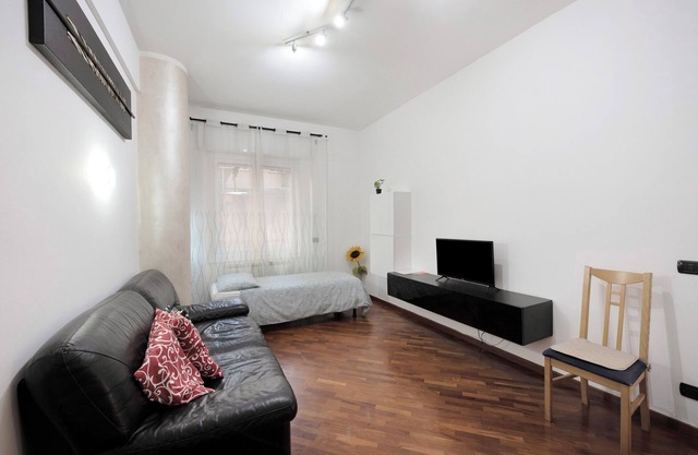 Apartment 'Leo Genova Aeroporto' with Wi-Fi