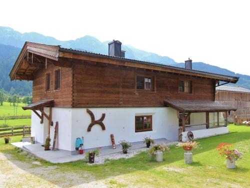 Apartment Leogang near Ski Slopes