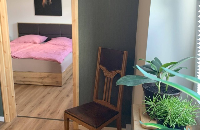 Apartment Leonard, Stilvoll - neu Sanierte Altbauwohnung "en Vogue"