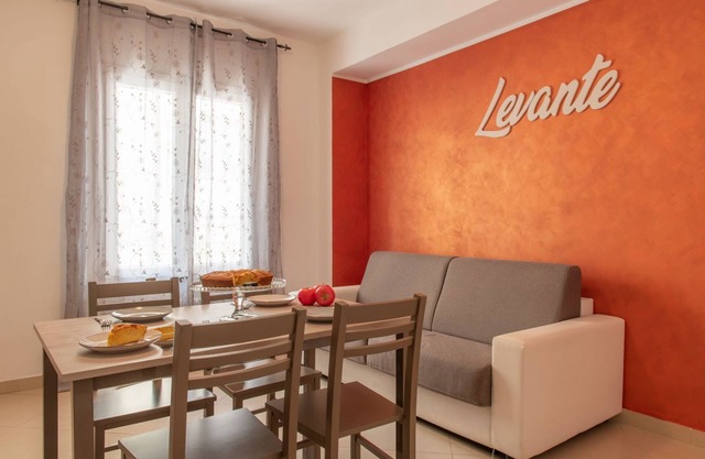 Apartment 'Levante' with Wi-Fi and Air Conditioning